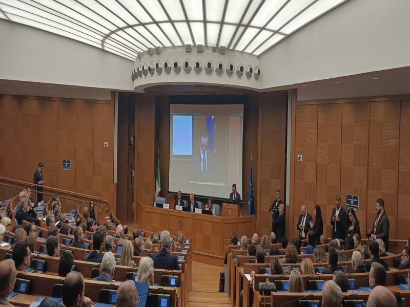 Farmaceutica,  l'Italia punta al Testo unico per rilanciare la competitività